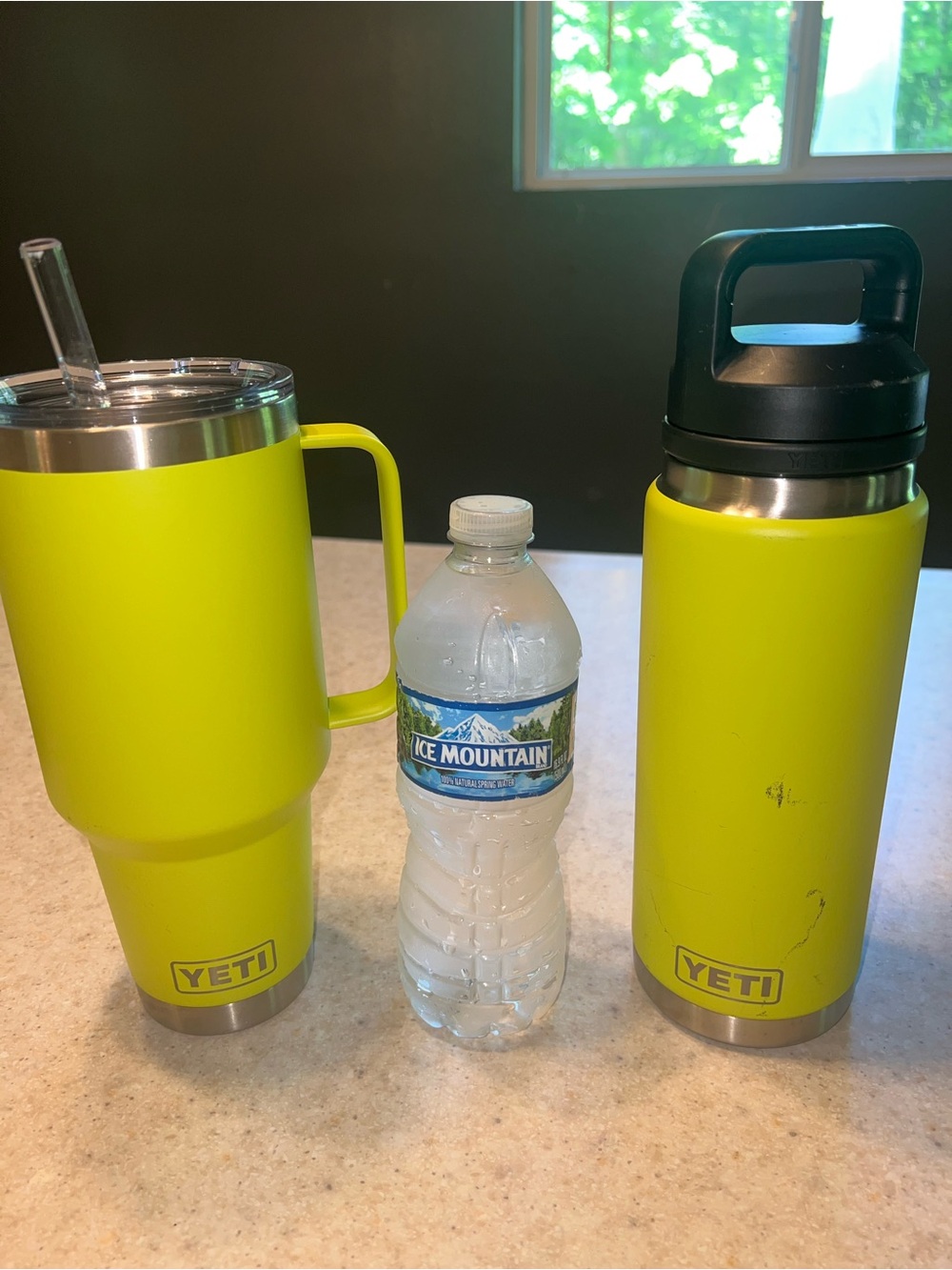 Yeti Neon Yellow Tumbler and Insulated Bottle Set - Picture 3 of 3
